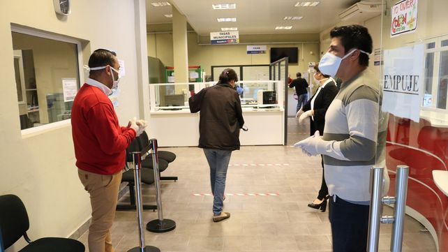 Coronavirus: en Colón incentivan el uso de tapabocas