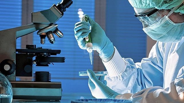 Inmunoterapia.Tratamiento que utiliza drogas que son capaces de reeducar a nuestro sistema inmune para reconocer o eliminar por lo menos a determinados tumores