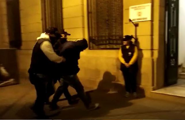 Así era trasladado el presunto asesino de Julio Cabal (h)