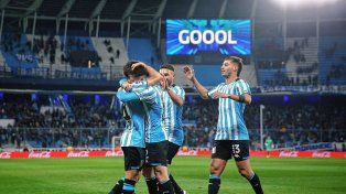 Racing goleó a Huachipato y se metió en cuartos de final de la Copa Sudamericana.