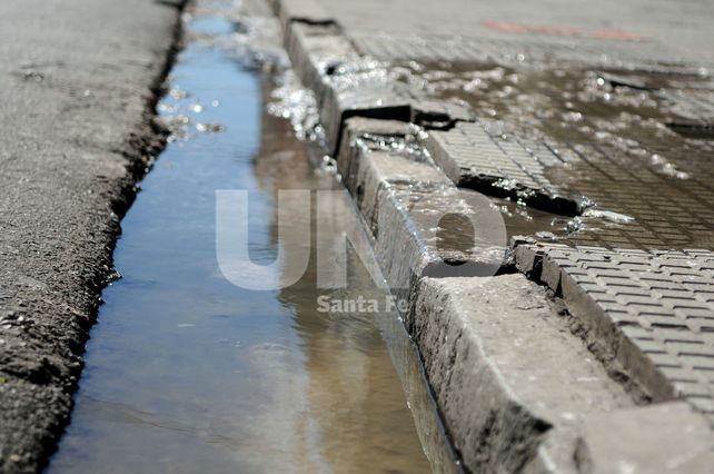 Una ONG pide que sin colocar medidor, no aumenten el servicio de agua