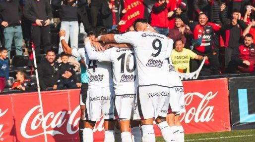 Colón tendrá un solo cambio para jugar una final ante Ferro
