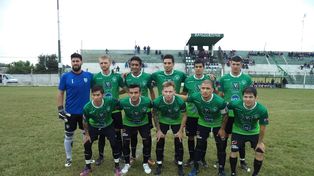 Sanjustino defiende la punta en San Carlos
