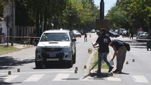 Lo asesinan a balazos a bordo de su camioneta tras una emboscada en zona oeste