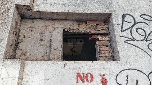 Boquete y robo en barrio Candioti