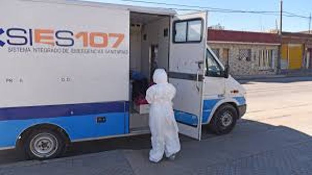Se trat&oacute; de una mujer cuyo esposo habr&iacute;a viajado a&nbsp;Buenos Aires. Ayer su pareja y otros dos parientes dieron positivo.