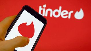 El botón de pánico de Tinder, en el ojo de la tormenta