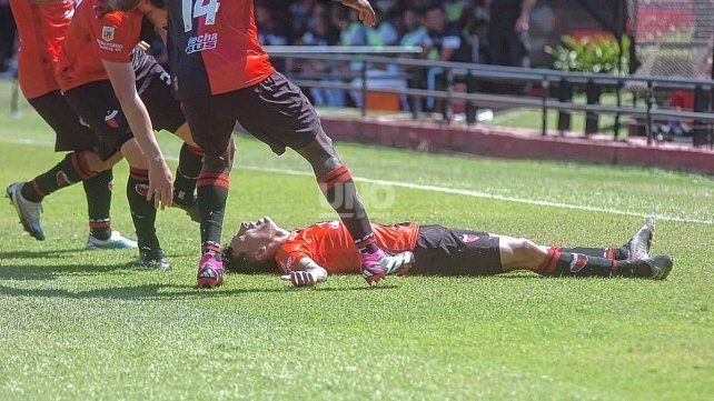 Baja de peso: Eric Meza se desgarró en Colón