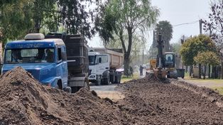 Alvear. Las obras incluyen pavimentación, alcantarillado y cordón cuneta.