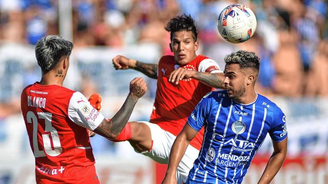 Independiente juega de visitante en Santa Fe.