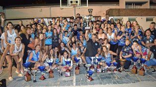 Villa Dora se quedó con la copa conjunto general que es la sumatoria de la rama femenina y la masculina.