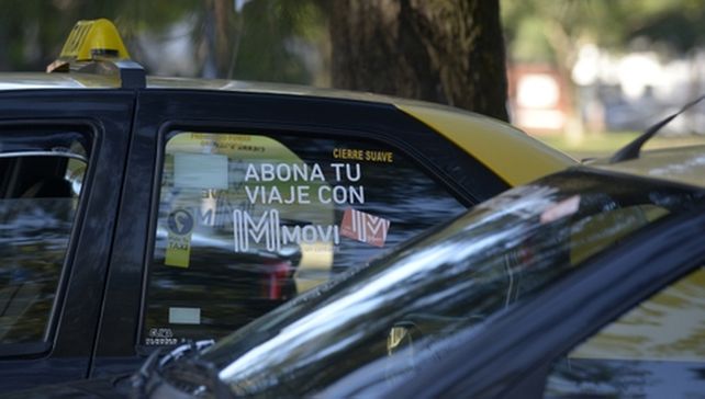 tacheros. Es tan cierto como común que los conductores de taxis y autos insulten los baches a repetición.