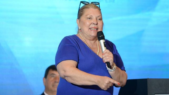 Viva no salgo de la Casa Rosada y Macri tampoco, afirmó Carrió