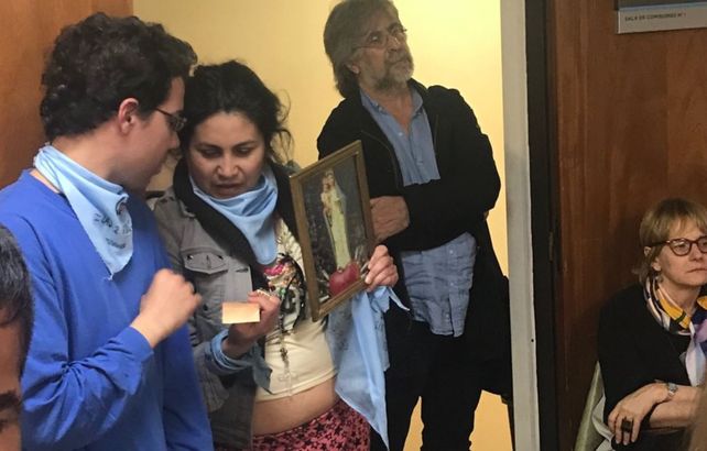 Con gritos e insultos, se oponen a la educación sexual integral en las escuelas