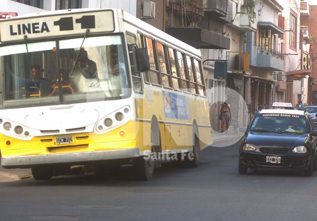 Transporte Público: cambio de parada en inmediaciones de Bulevar y Rivadavia