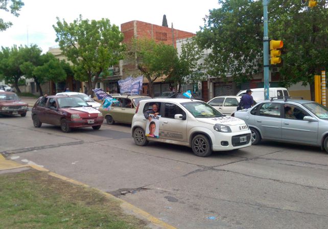 Varisco hizo una caravana de apoyo a Macri