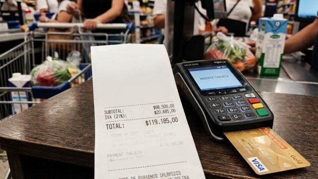 Hogares endeudados: casi el 30% acumula más de tres deudas en Argentina
