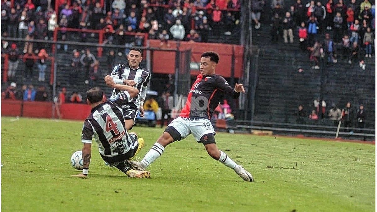 Lago, a propósito de tanto doble turno en Colón: Lo tomamos muy bien