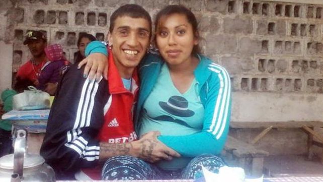 Horror en Salta: Con su bebé en brazos, salió de la celda y dijo que había matado a su mujer