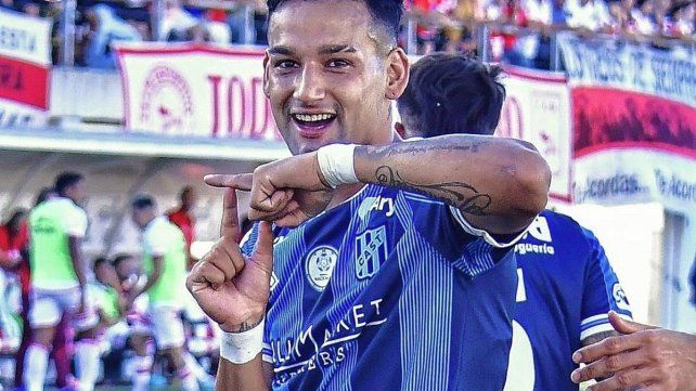 Colón analiza la opción del delantero José Barreto