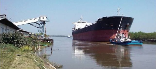 Presentaron ambicioso proyecto de 600 millones de dólares para instalar un puerto en Diamante