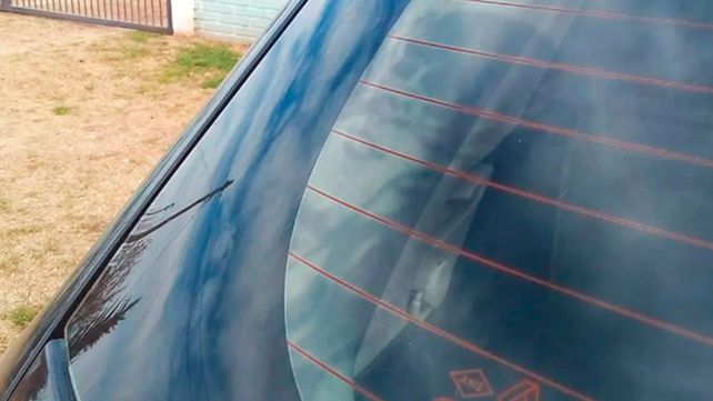 Jesús en la luneta de un auto: una imagen que emocionó a los creyentes de La Carlota