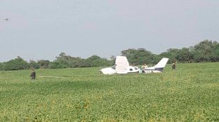 Cayó una avioneta de fumigación en un campo del sur entrerriano y hospitalizaron al piloto