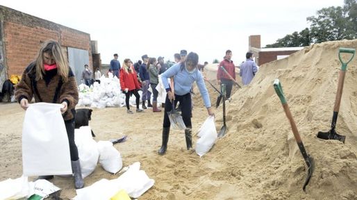 Melincué se repone ante la adversidad del desborde e implora por buen clima