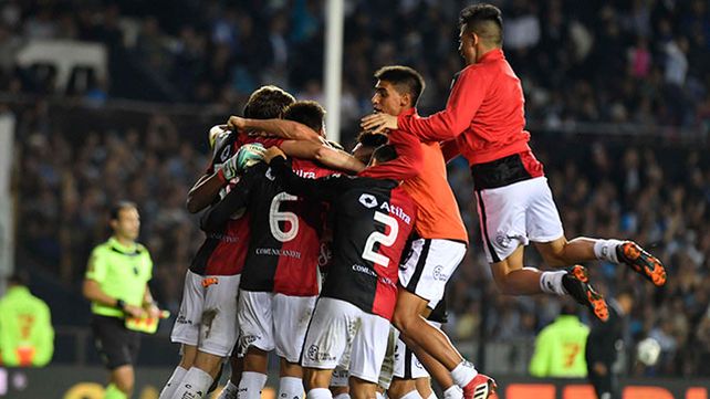 ¿Cuánto cotizaba el dólar la última vez que Colón ganó de visitante?