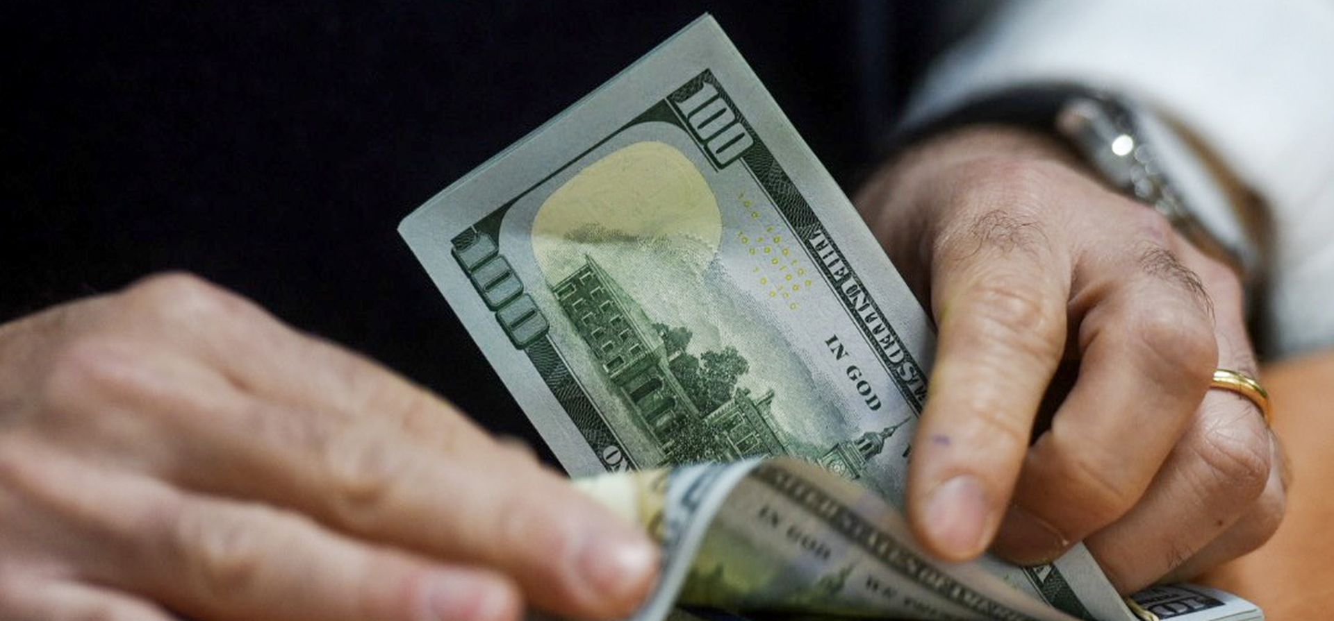 La fascinación argentina por el dólar