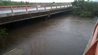 Así se encuentra el puente de la ruta 11 camino a Sauce Viejo