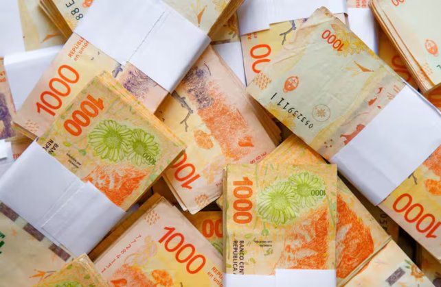 Una familia necesita 5 salarios mínimos para no ser pobre Una familia necesita 5 salarios mínimos para no ser pobre
