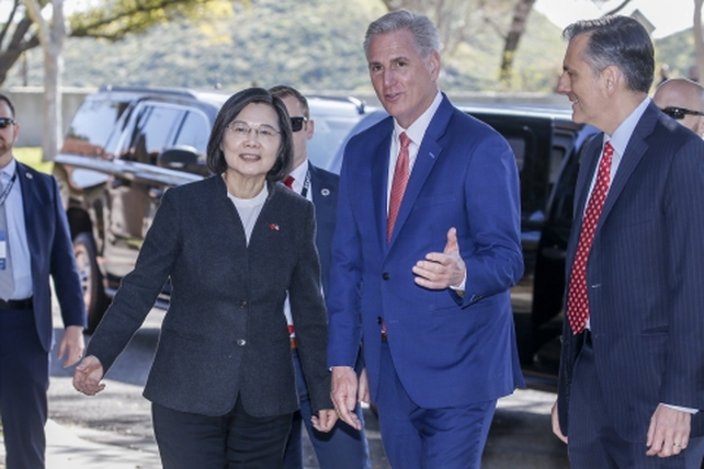 La presidenta Tsai Ing-wen fue recibida por el titular de la Cámara de Representantes