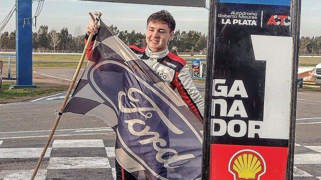 Manuel Borgert logró cuarto triunfo en la temporada y buscará el campeonato.