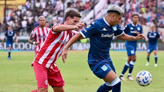 Racing tiene un complicado examen ante Barracas Central en su inicio