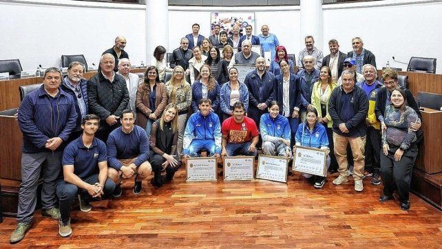 Los deportistas de nuestra capital fueron reconocidos por el Concejo Municipal de Santa Fe.