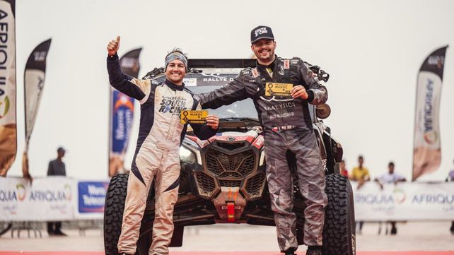 Bruno Jacomy (izquierda) y el chileno Del Río ganaron en la categoría Challenger en la quinta etapa del Rally Dakar.&nbsp;