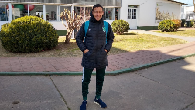 El lateral de Sarmiento Facundo Castet estaría en el radar de Unión.