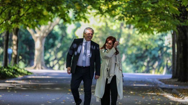 El presidente se solidarizó con Cristina y condenó la persecución judicial