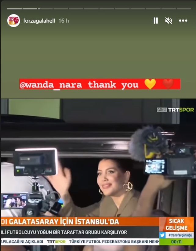 Los hinchas de Galatasaray sorprendieron e hicieron emocionar a Wanda Nara