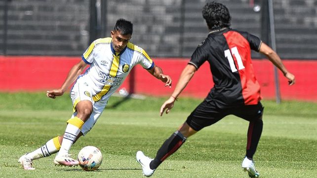Colón fue goleado por Rosario Central como local en su despedida por el Torneo de Reserva.