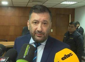 La Justicia paraguaya dictó arresto domiciliario para Kueider y su pareja por presunto lavado de dinero