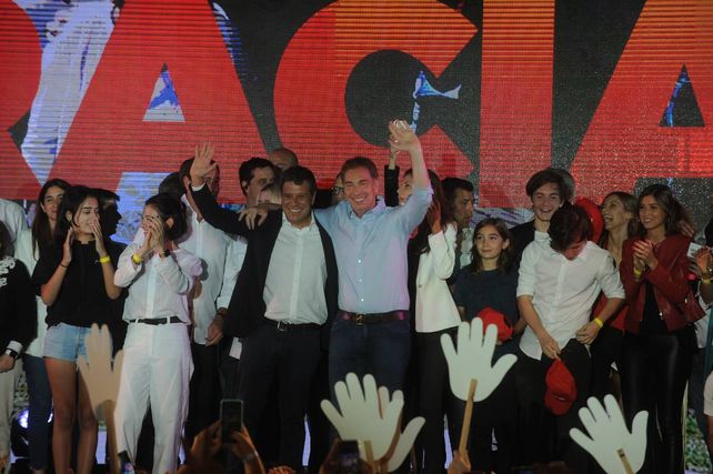 Diego Santilli y Facundo Manes volvieron a celebrar una victoria en la provincia de Buenos Aires.