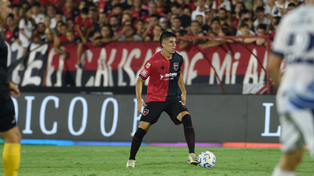 Luca Sosa fue muy poco considerado en Newells. Encima lo complicó una lesión de rodilla.