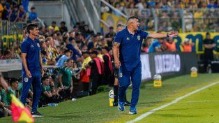 Jorge Almirón vuelve a poner a los habitualmemte tirulares. Central se juega una parada brava en Paraguay.