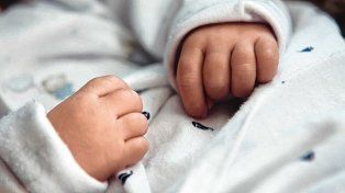 Córdoba: encontró a una beba recién nacida abandonada