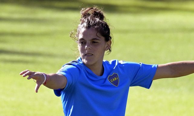 Florencia Quiñones, la nueva entrenadora del equipo femenino xeneize.