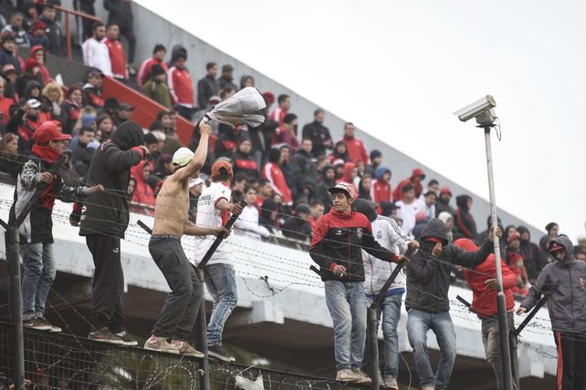Los disturbios en las tribunas del Coloso durante el clásico encendieron una luz de alerta en la provincia.&nbsp;