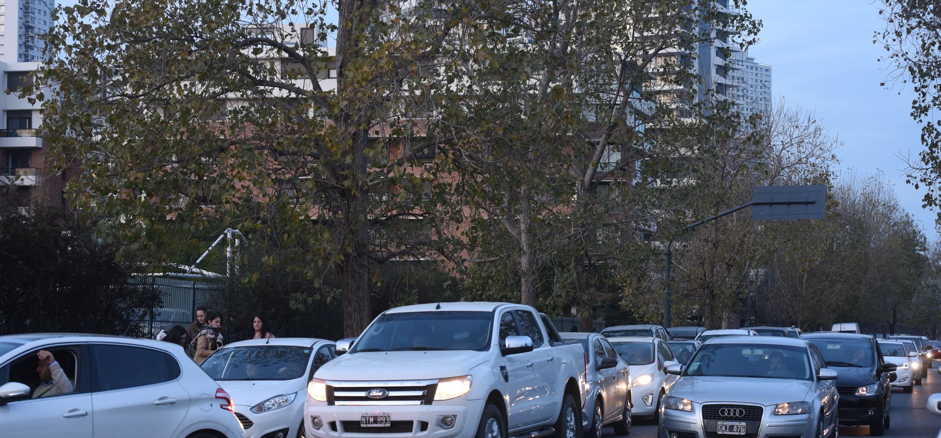 El parque automotor de Rosario no para de crecer y ya superó las 650 mil unidades