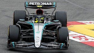Lewis Hamilton marcó el rumbo en el inicio de los entrenamientos libres en Mónaco.